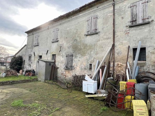 casa indipendente in vendita a Gatteo in zona Fiumicino
