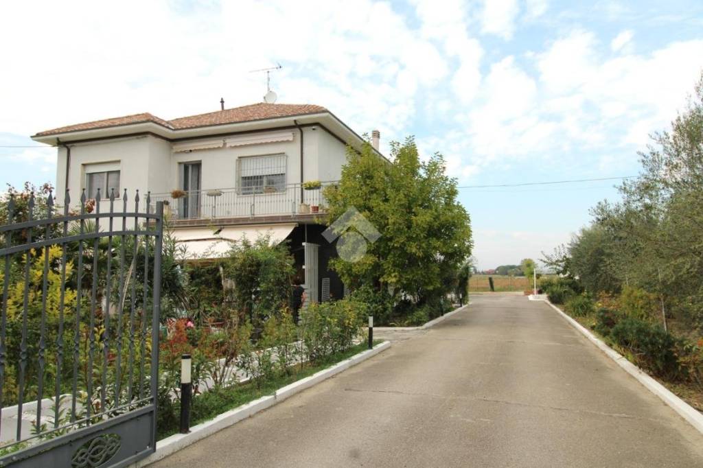 casa indipendente in vendita a Gatteo in zona Sant'Angelo
