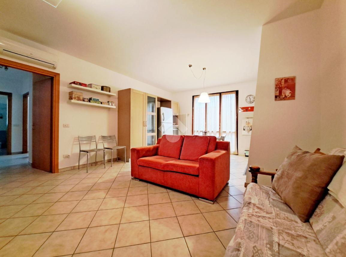 appartamento in vendita a Longiano in zona Badia