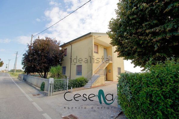 casa indipendente in vendita a Longiano
