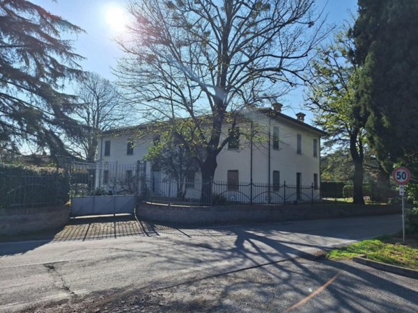 casa indipendente in vendita a Longiano