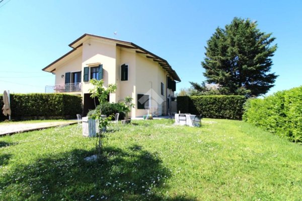 casa indipendente in vendita a Longiano