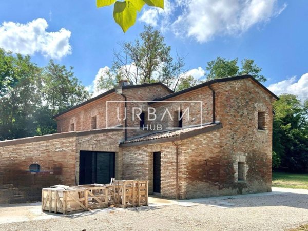 casa indipendente in vendita a Longiano