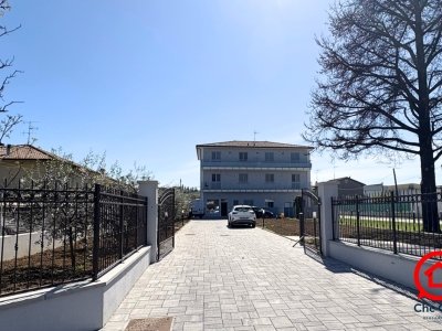 appartamento in vendita a Longiano in zona Budrio