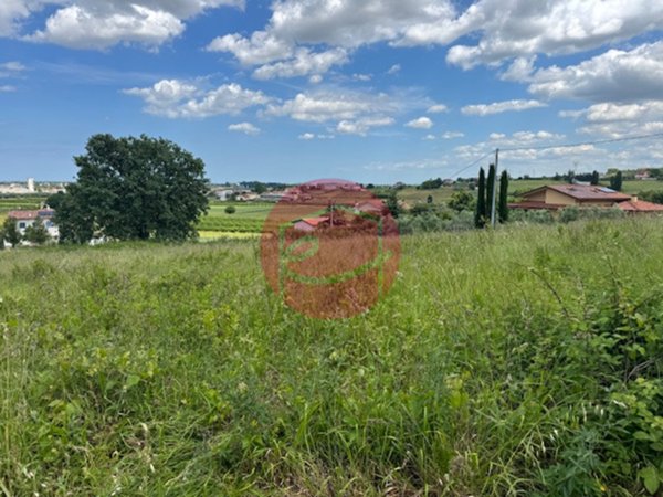 terreno edificabile in vendita a Longiano