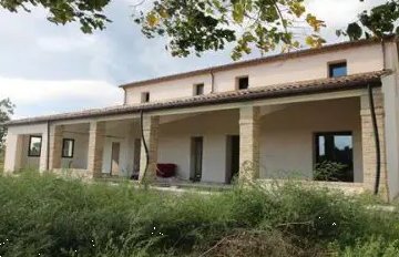 casa indipendente in vendita a Longiano