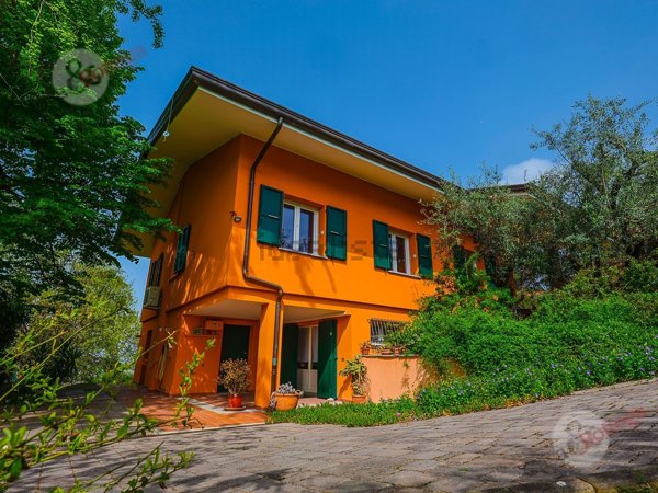 casa indipendente in vendita a Longiano