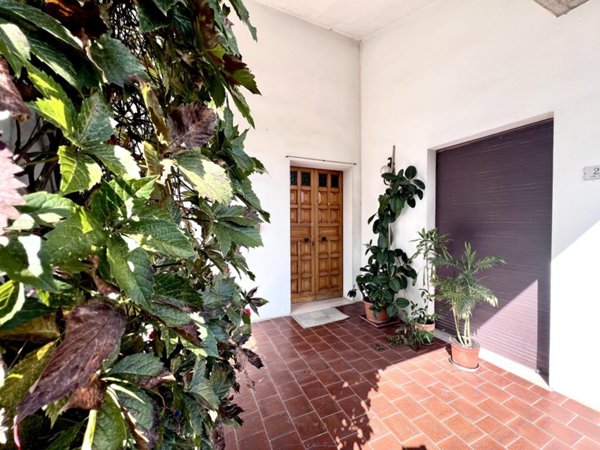 casa indipendente in vendita a Longiano in zona Budrio