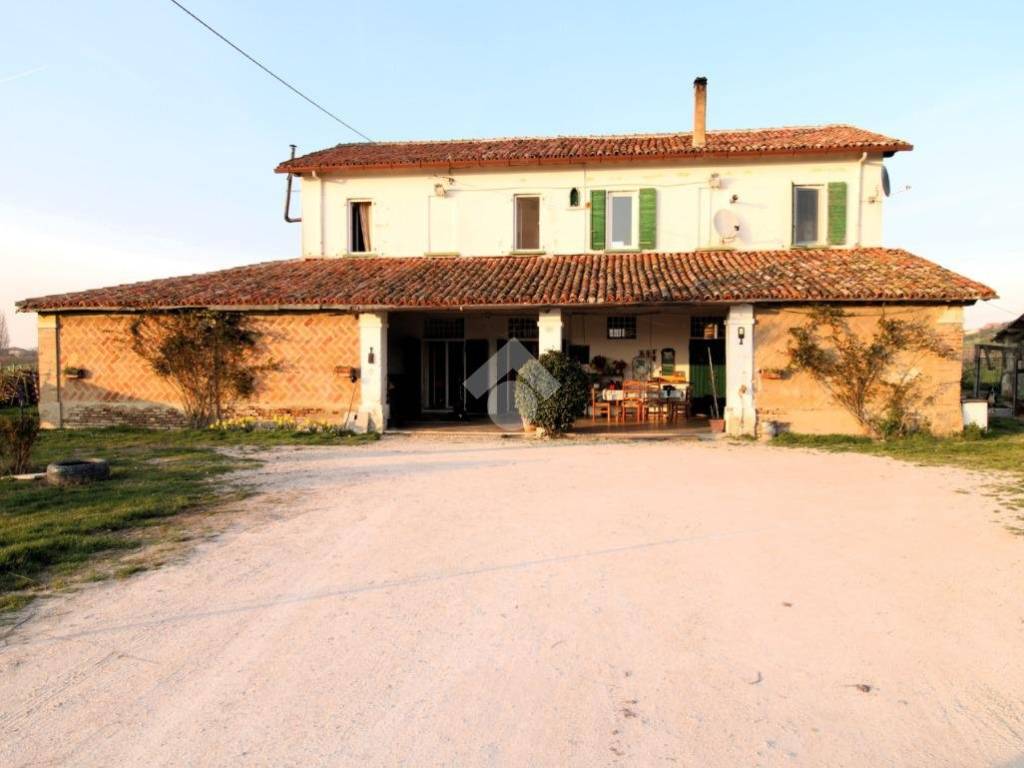 casa indipendente in vendita a Longiano in zona Badia