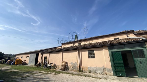 casa indipendente in vendita a Longiano