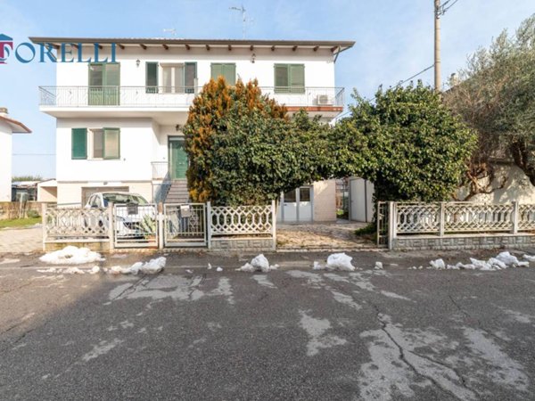 casa indipendente in vendita a Longiano in zona Ponte Ospedaletto