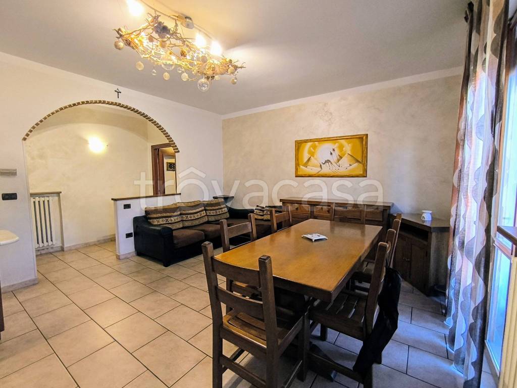 appartamento in vendita a Longiano in zona Budrio