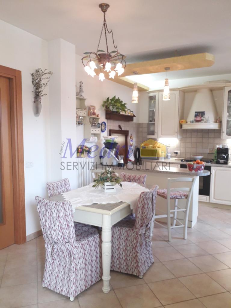 appartamento in vendita a Longiano in zona Crocetta