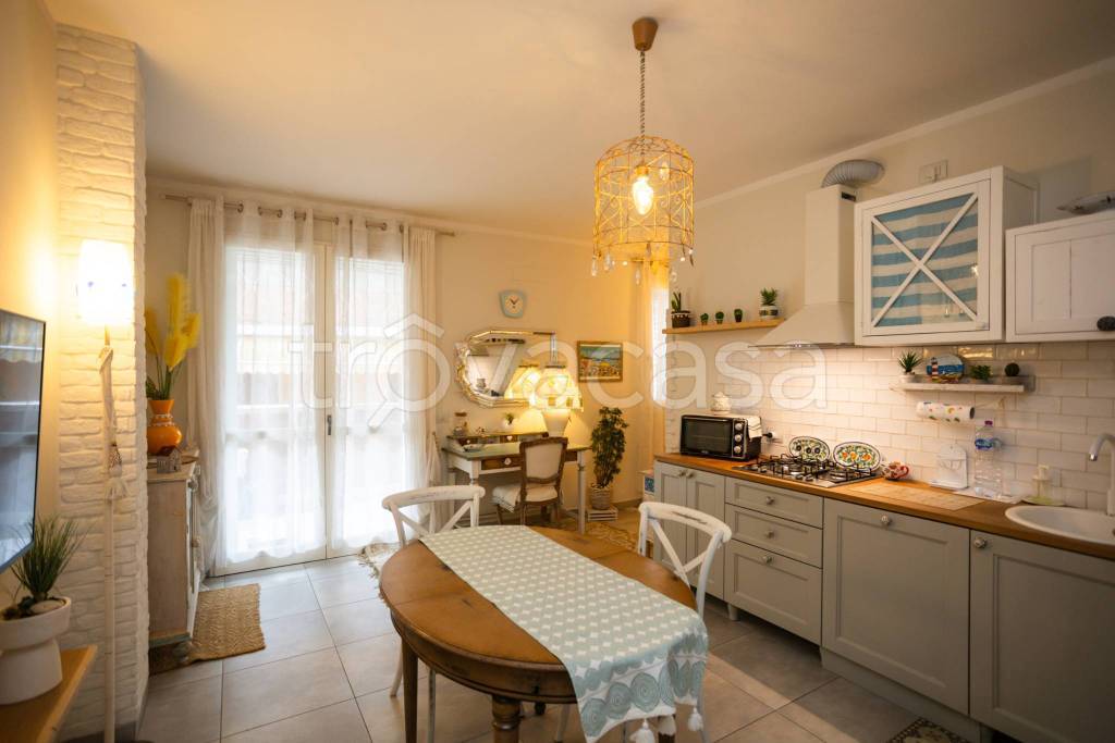 appartamento in vendita a Longiano in zona Budrio