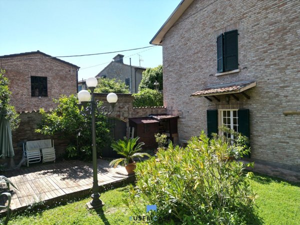 casa indipendente in vendita a Longiano