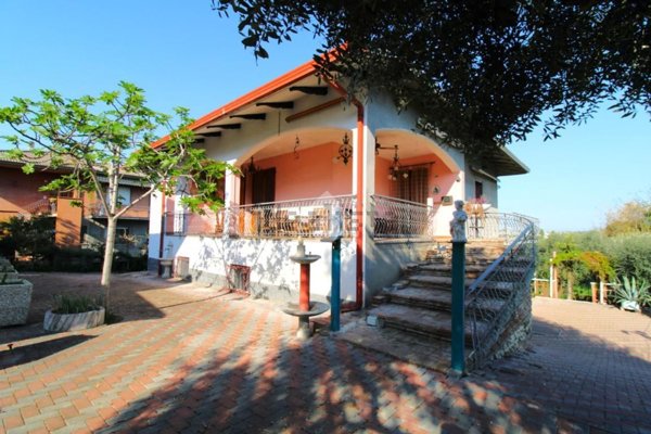 casa indipendente in vendita a Longiano in zona Ponte Ospedaletto