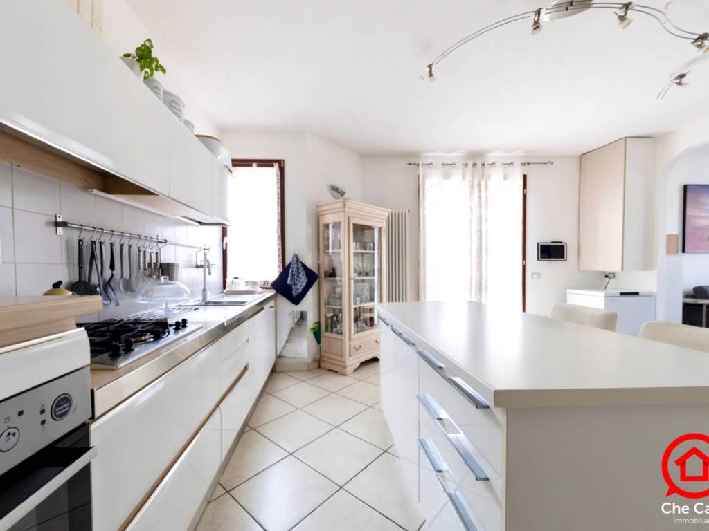 appartamento in vendita a Longiano in zona Budrio