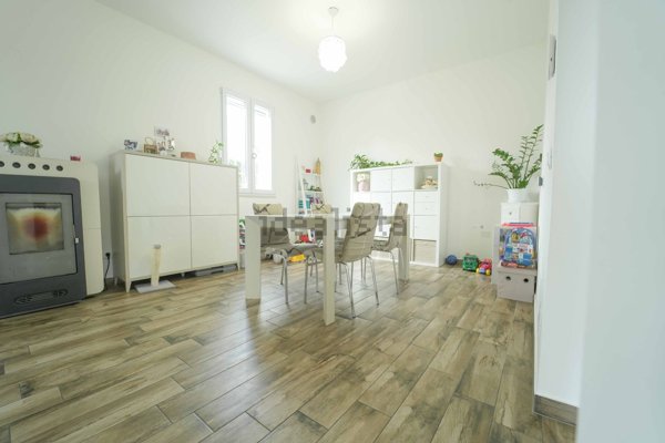 casa indipendente in vendita a Longiano in zona Budrio
