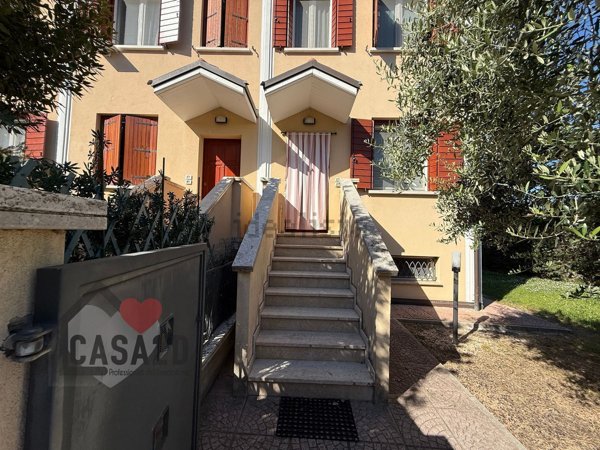 casa indipendente in vendita a Longiano in zona Ponte Ospedaletto