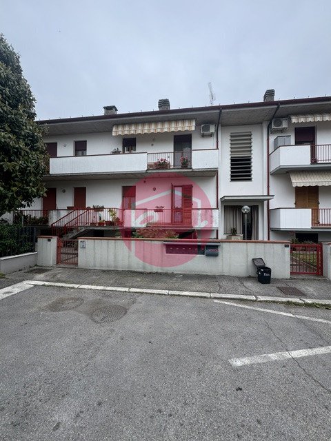 appartamento in vendita a Longiano in zona Budrio