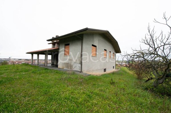 appartamento in vendita a Longiano in zona Crocetta