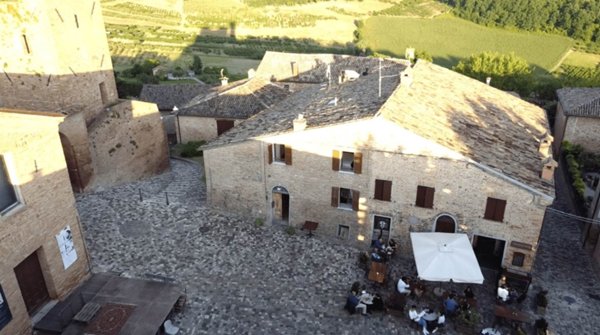 casa indipendente in vendita a Longiano in zona Balignano