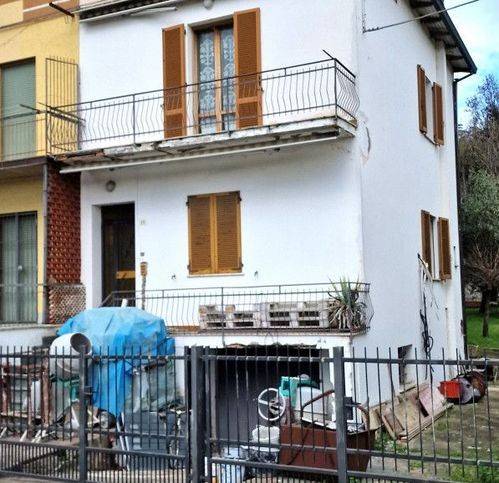 casa indipendente in vendita a Meldola