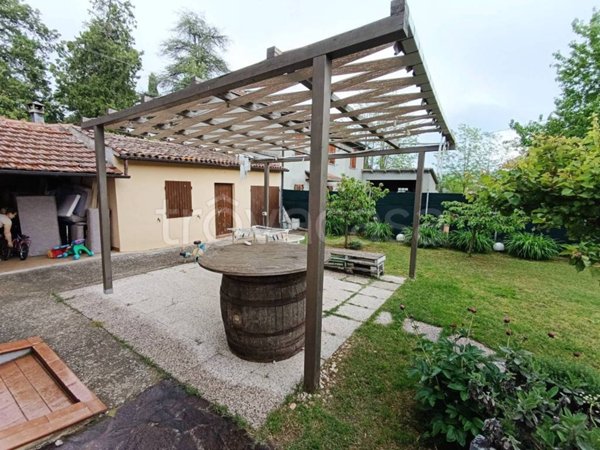 casa indipendente in vendita a Meldola