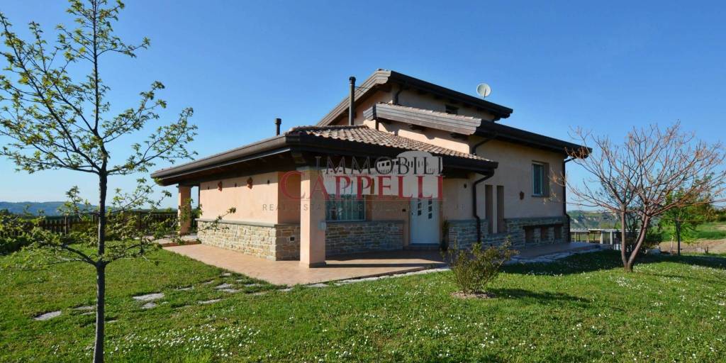 casa indipendente in vendita a Meldola