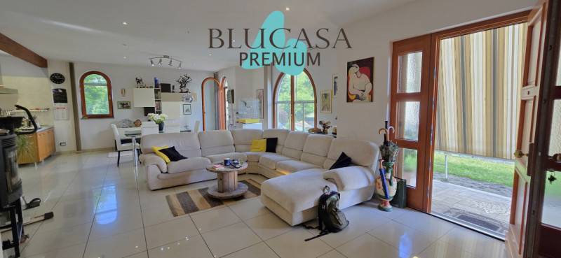 casa indipendente in vendita a Meldola in zona Gualdo