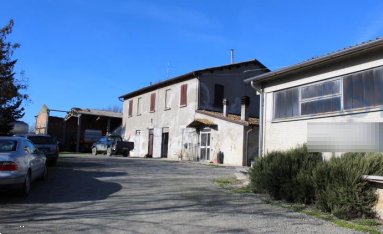 casa indipendente in vendita a Meldola in zona Piandispino/Valdinoce