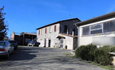 casa indipendente in vendita a Meldola in zona Piandispino/Valdinoce