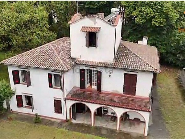 casa indipendente in vendita a Meldola