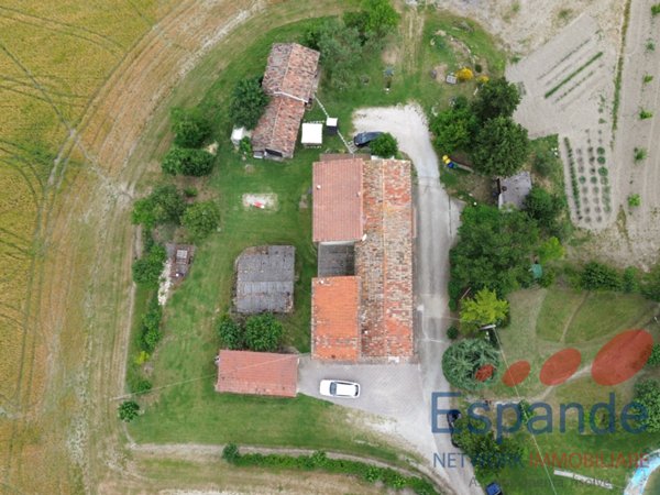 casa indipendente in vendita a Meldola in zona Vitignano