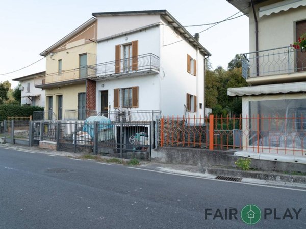 casa indipendente in vendita a Meldola