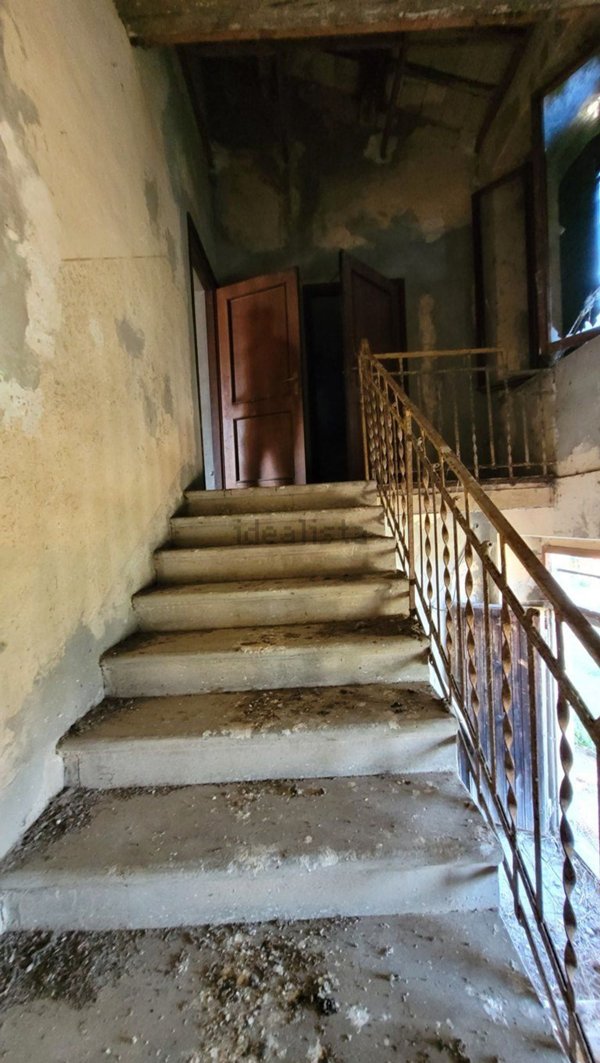 casa indipendente in vendita a Meldola in zona San Colombano