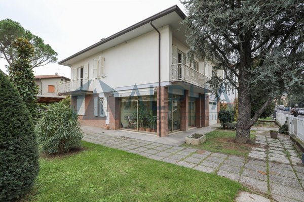 casa indipendente in vendita a Meldola