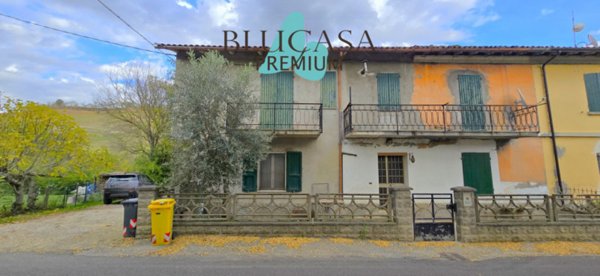 casa indipendente in vendita a Meldola in zona San Colombano