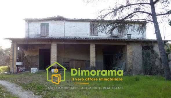 casa indipendente in vendita a Meldola in zona San Colombano