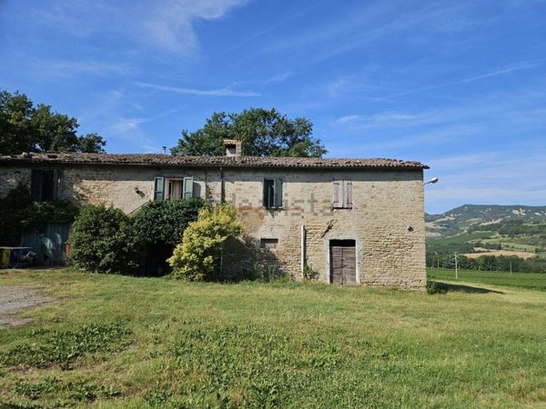 casa indipendente in vendita a Meldola