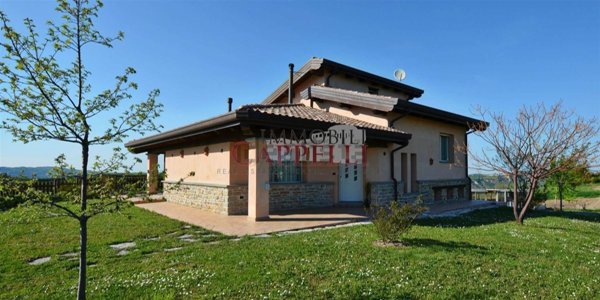 casa indipendente in vendita a Meldola