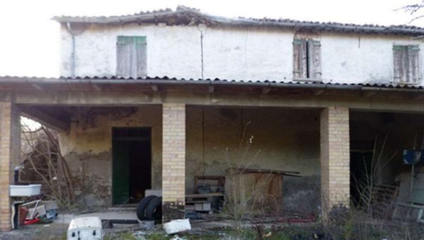 casa indipendente in vendita a Meldola in zona San Colombano