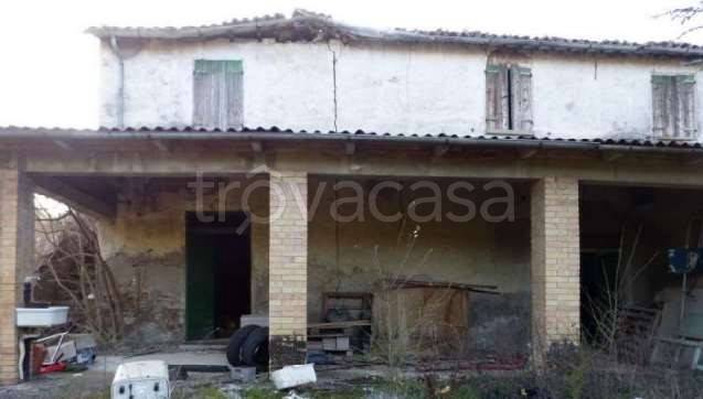 casa indipendente in vendita a Meldola in zona San Colombano