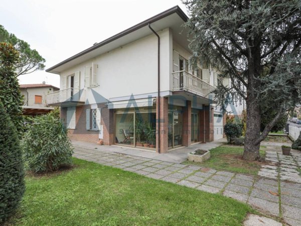 casa indipendente in vendita a Meldola