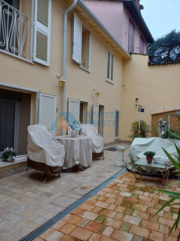 casa indipendente in vendita a Meldola