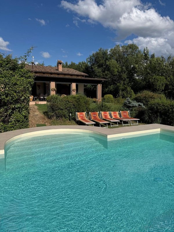 casa indipendente in vendita a Meldola in zona Teodorano