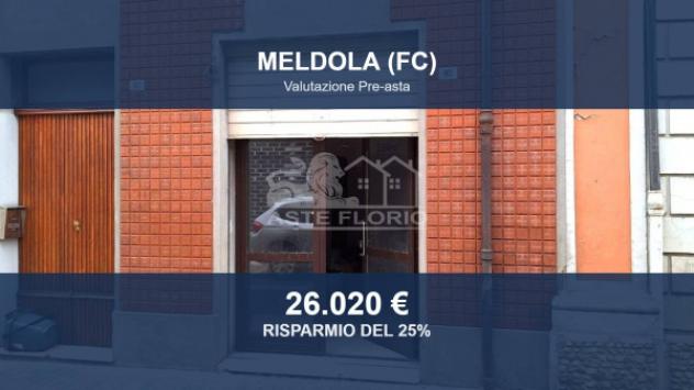 negozio in vendita a Meldola