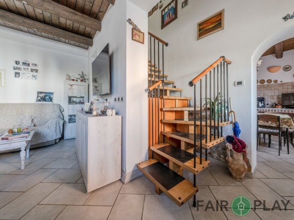 casa indipendente in vendita a Meldola in zona Vitignano