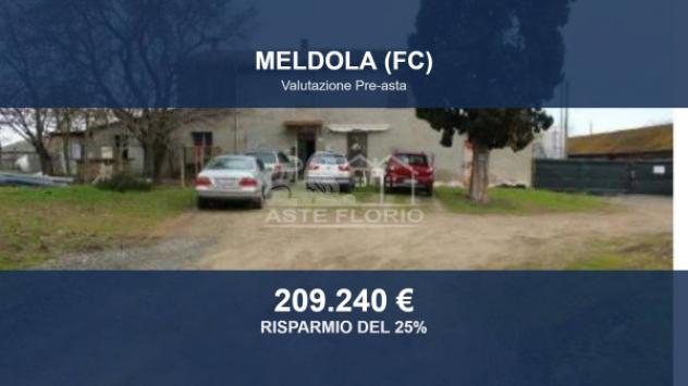 locale commerciale in vendita a Meldola