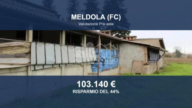 locale commerciale in vendita a Meldola